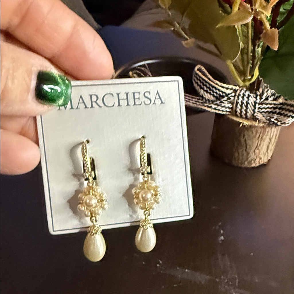 Marchesa Gold And Cream Pearl Drop Earrings
